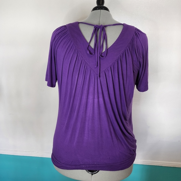 TORRID EMBELLISHED TOP - Picture 2 of 3